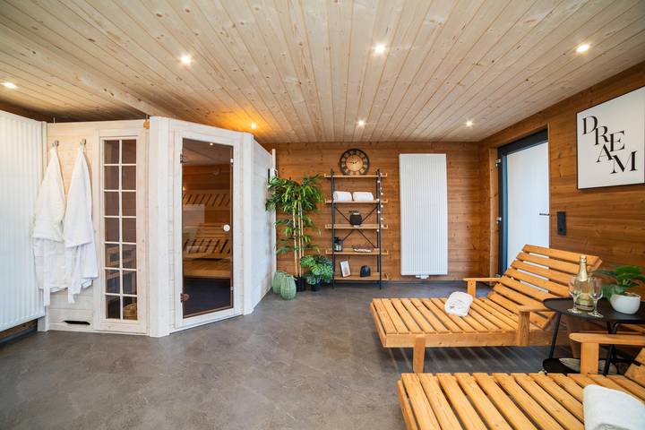 Ganze Wohnung, Ferienhof Landhaus Guglhupf - Ferienwohnung A bis 3 Personen in Sankt Oswald-Riedlhütte, Šumava Mountains