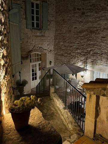 Maison d’hôte pour 2 personnes, avec vue ainsi que jardin et piscine à Brignon