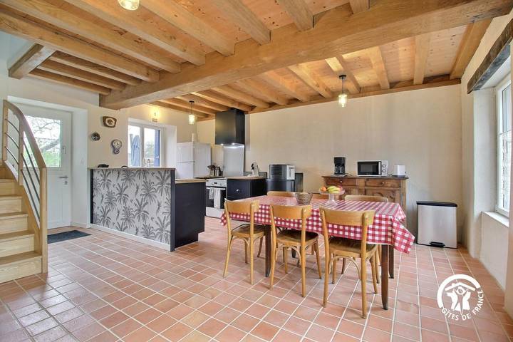 Gîte pour 6 personnes, avec jardin à Férel - 2
