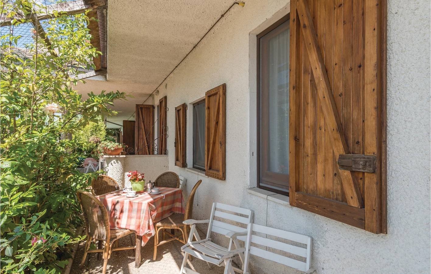 Ganze Ferienwohnung, Gemütliche Wohnung in der Nähe von Laghetto di Marcarelli mit WiFi & Pool in Magione, Lago Trasimeno