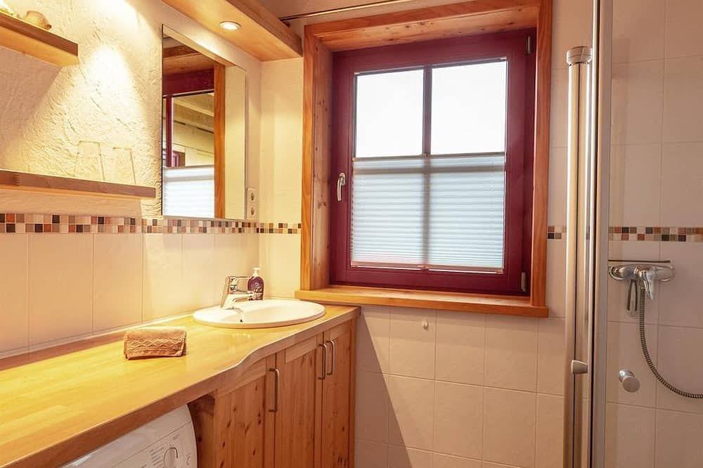 Ganze Wohnung, Ferienhaus Linden - Ferienhaus Linden bis 4 Personen -Nichtraucher- in Blankenheim, Naturpark Hohes Venn-Eifel