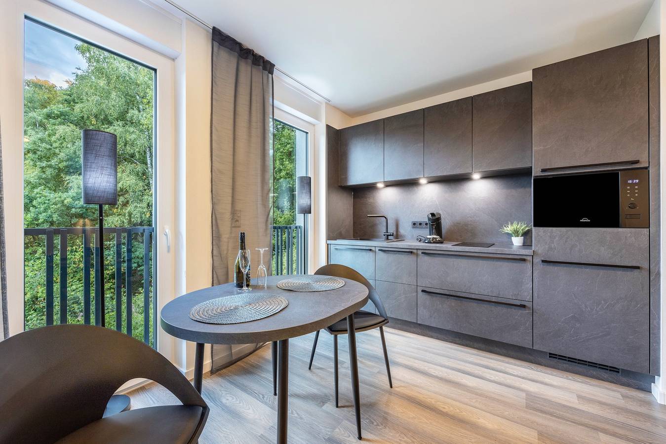 Ganze Wohnung, Ferienwohnung "Egge Resort 7g" mit Balkon, Whirpool und Sauna in Altenbeken, Teutoburger Wald