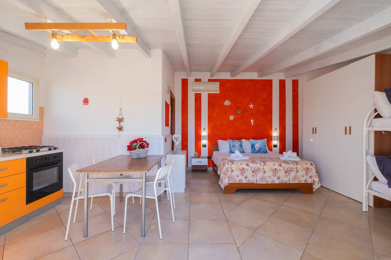 Boutique Villa – Loft Aura mit Gemeinschaftsterrasse, Wlan & Klimaanlage in Porto Cesareo, Golf von Tarent