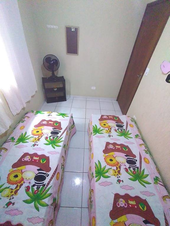 Haus für die Saison bei 500mts vom Strand in Itanhaém. Neujahrspaket! Schau es dir an in Itanhaém, Baixada Santista