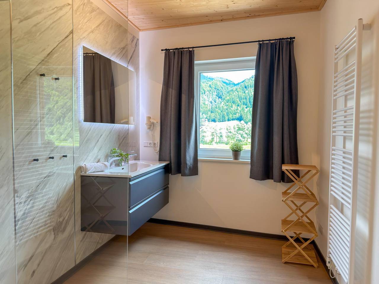 Ganze Wohnung, Gemütliche Wohnung nahe dem Skigebiet Nassfeld in Hermagor-Pressegger See, Bezirk Hermagor