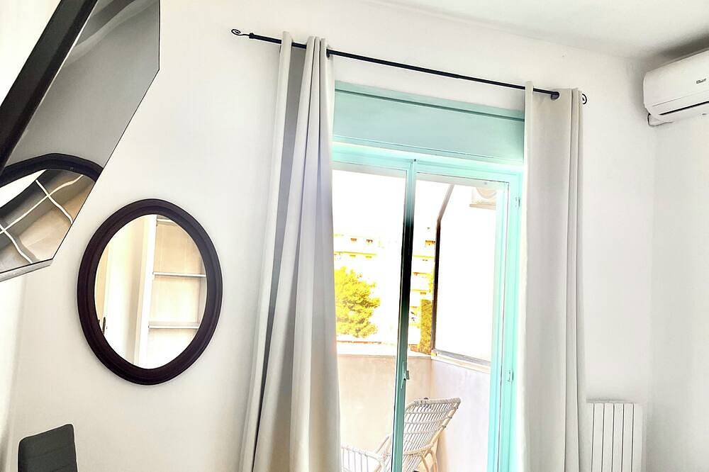 Cozy Suite by Airport & Hospital in Brindisi, Salento