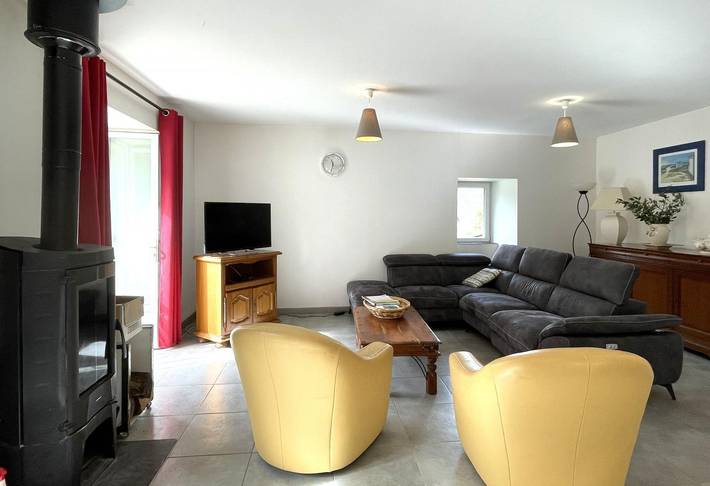 Gîte pour 8 personnes, avec terrasse dans vallée d'Aspe - 2