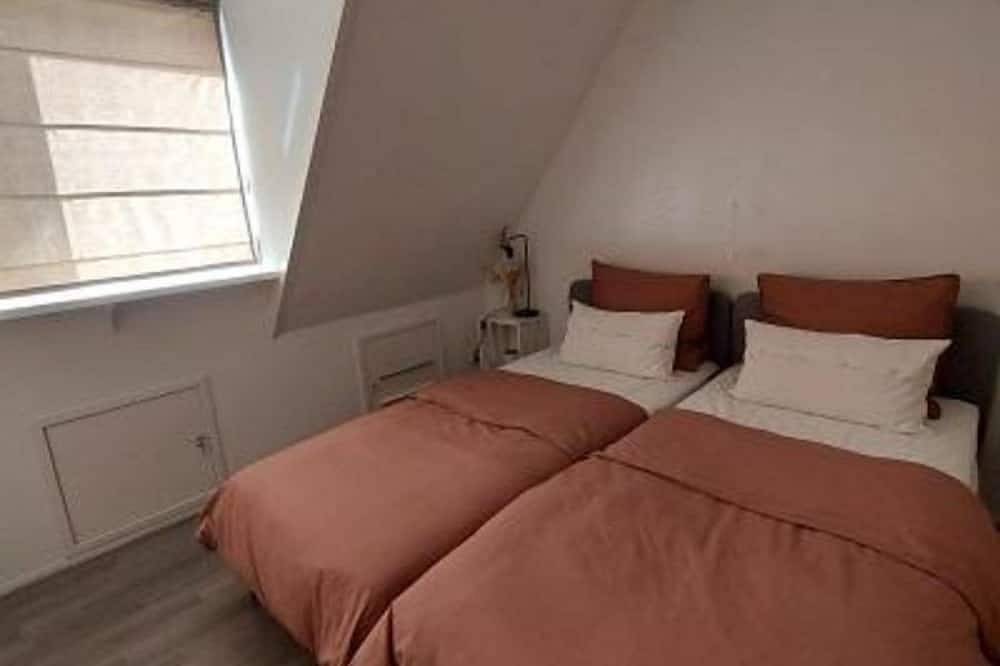 Modern en smaakvol ingericht vakantiehuis voor 4 personen, gratis Wifi, ideale uitvalsbasis voor vele uitstapjes in de omgeving in Nederlandse Noordzeekust
