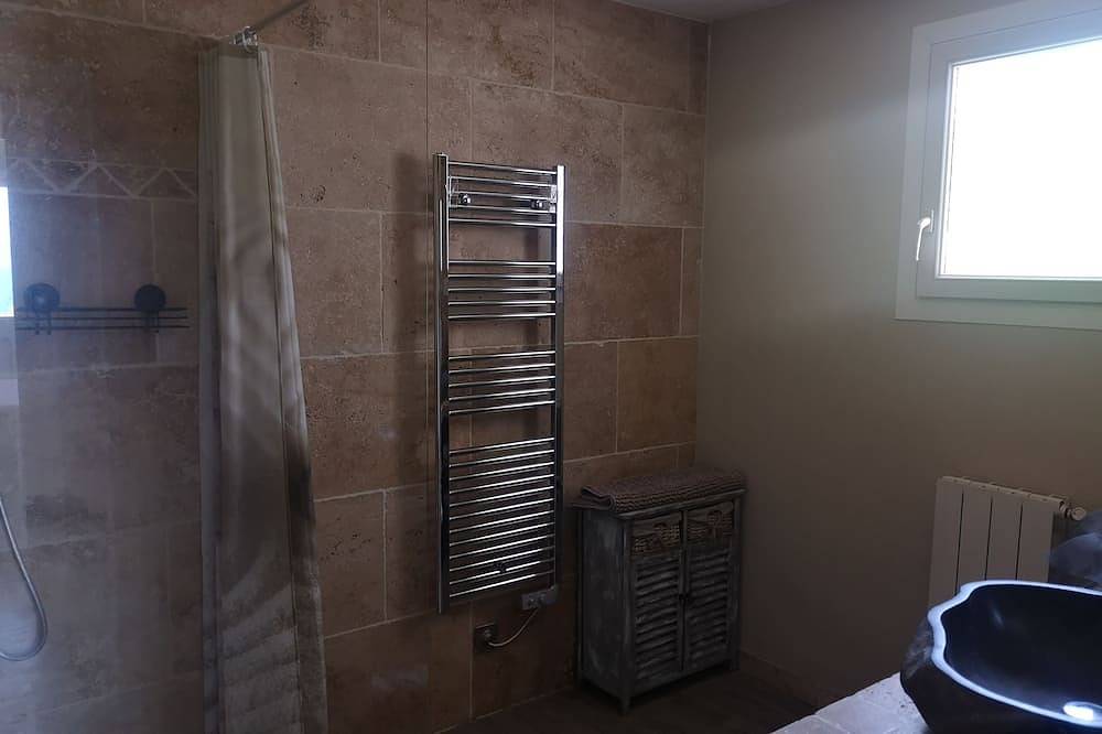 Appartement entier, Coti - Chiavari, bas de villa ,plage de Portigliolo à 350 m in Portigliolo, Coti-Chiavari
