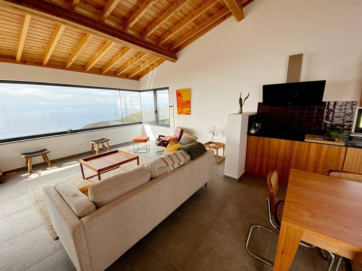 Casa da Vista Mar: Sea View, Wi-Fi & Air Conditioning in Angra do Heroísmo in Serreta, Terceira (Azorerne)