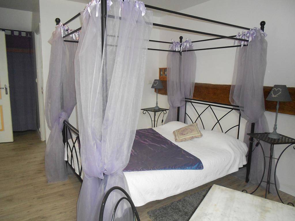 Chambres d'hôtes "La Grange" - Chambre Iris in Nohant-Vic, Région de La Châtre