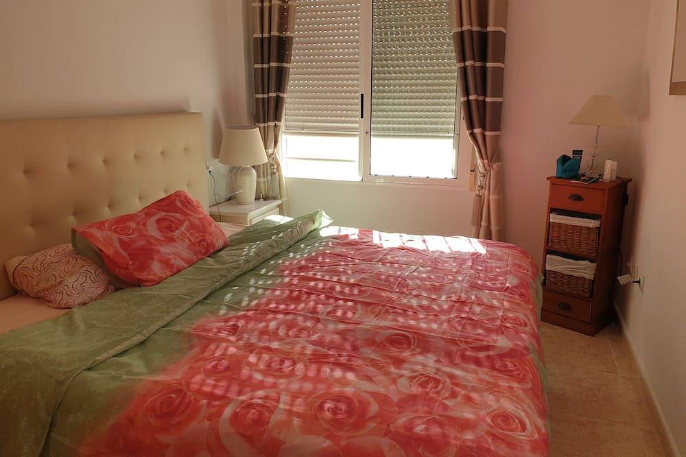 Appartement entier, Beautiful Apartment 5 mins from the beach in Torrevieja, Costa Blanca