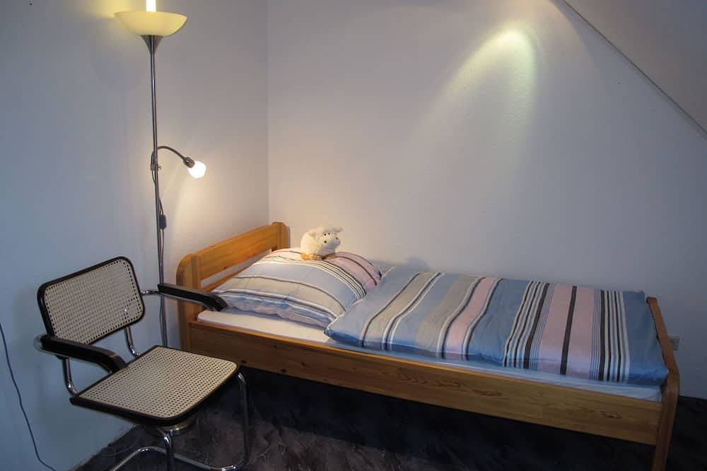 Ganze Wohnung, Angenehme Wohnung für 5 Gäste mit Tv, Balkon und Parkplatz in Godern, Pinnow