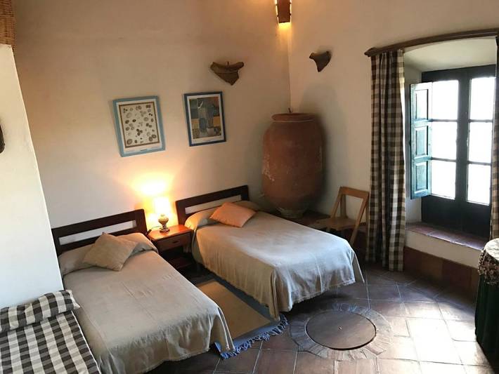 Casa rural para 12 personas, con Terraza y Jardín además de Piscina y Vistas en La Serena - 4