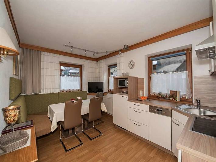 Pension für 5 Personen, mit Sauna und Garten sowie Pool, kinderfreundlich in Rauris - 4