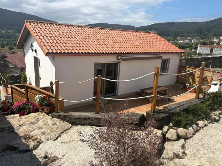 Casa de vacaciones para 4 personas, con vistas y jardín - 1