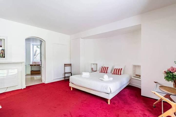 Location de vacances pour 12 personnes, avec piscine et balcon à Le Vaudoué - 4