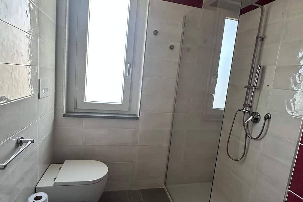 Appartement entier, Stunning New beach-front apartment in Gallico Marina, Reggio de Calabre