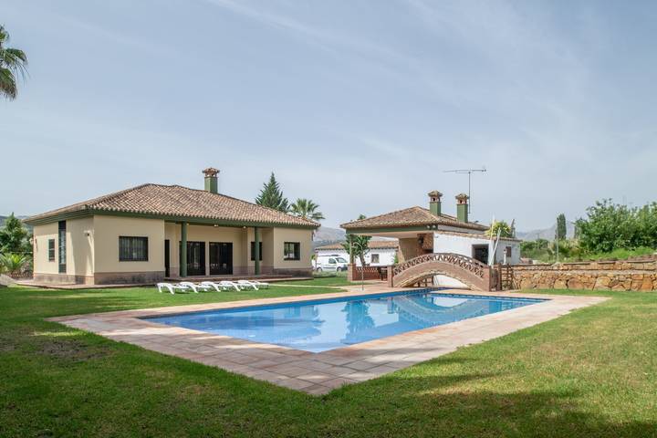 Maison de vacances pour 8 personnes, avec Jardin à Ronda