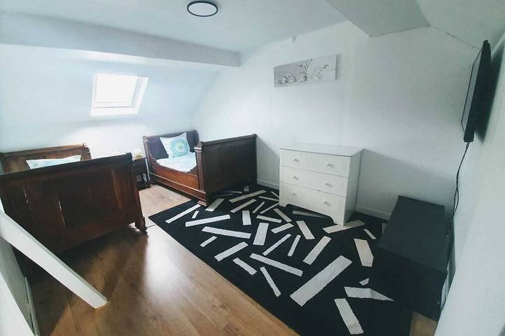 Location de vacances pour 7 personnes, avec terrasse et jardin dans Breteau - 3