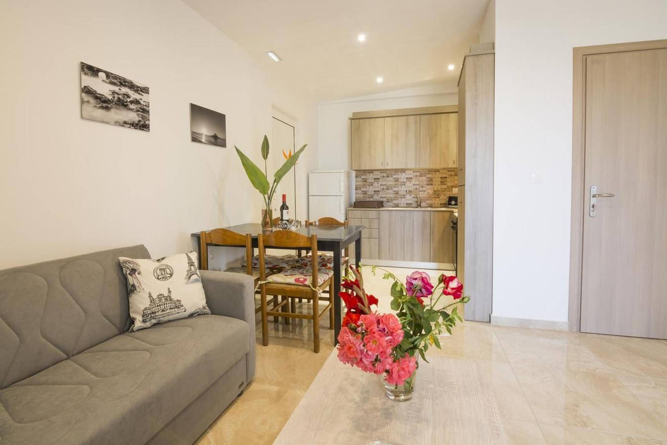 Holiday Home 'Two Bedroom' with Sea View, Wi-Fi and Air Conditioning in Kos