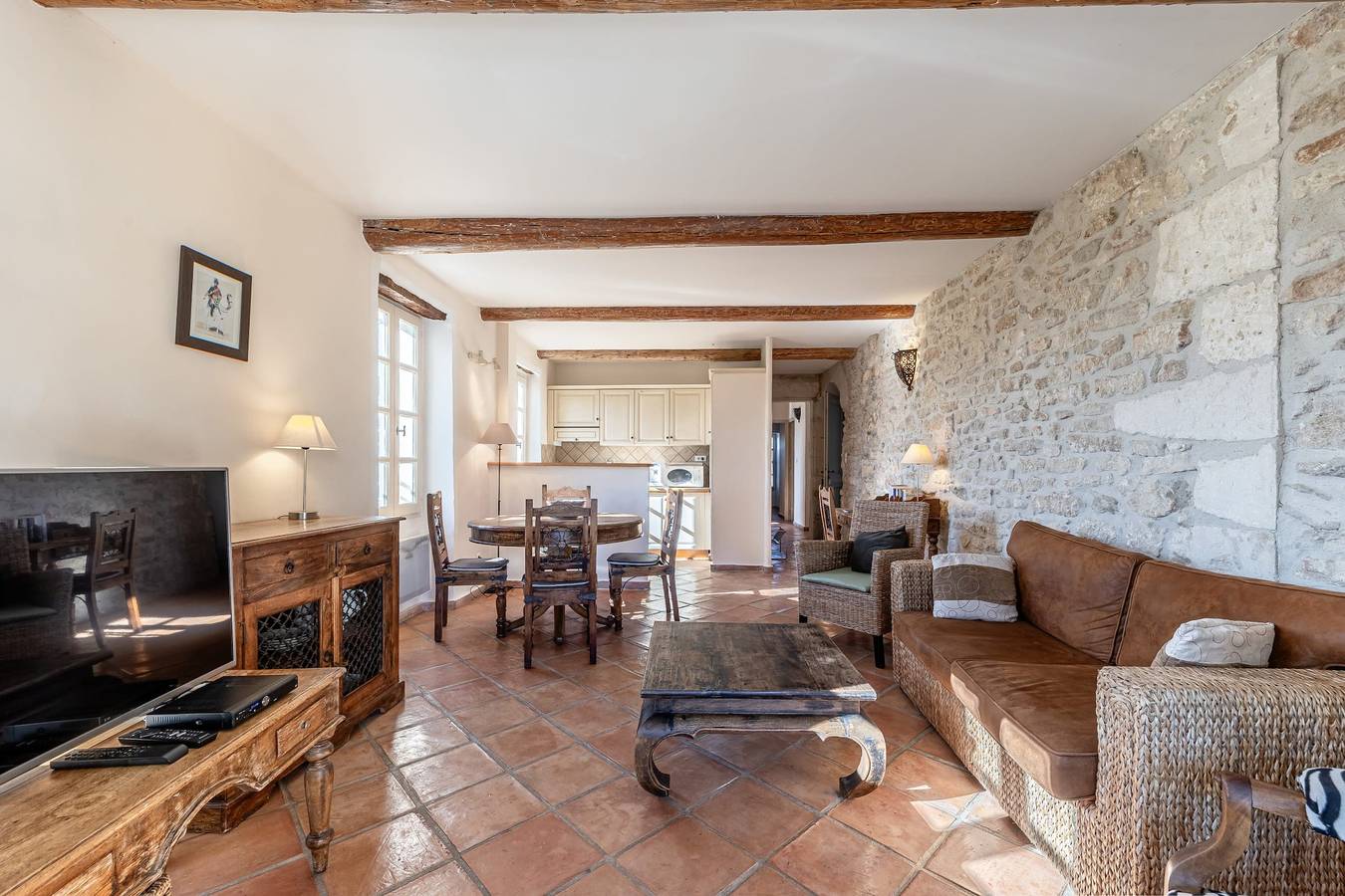Ganze Wohnung, Ferienwohnung für 4 Personen mit Terrasse in Bonnieux, Regionaler Naturpark Luberon