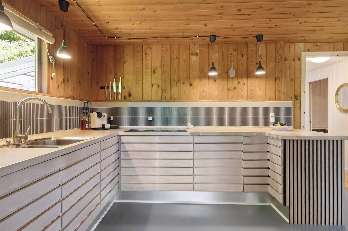 Pet friendly home in Hals with Wifi in Hou, Aalborg Kommune