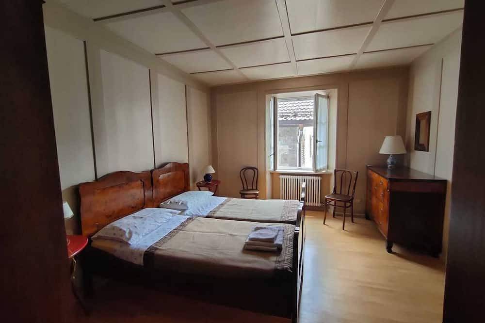 Ganze Wohnung, Maso Tati, warm family apartment in the center of the village in Predazzo, Dolomiti Superski