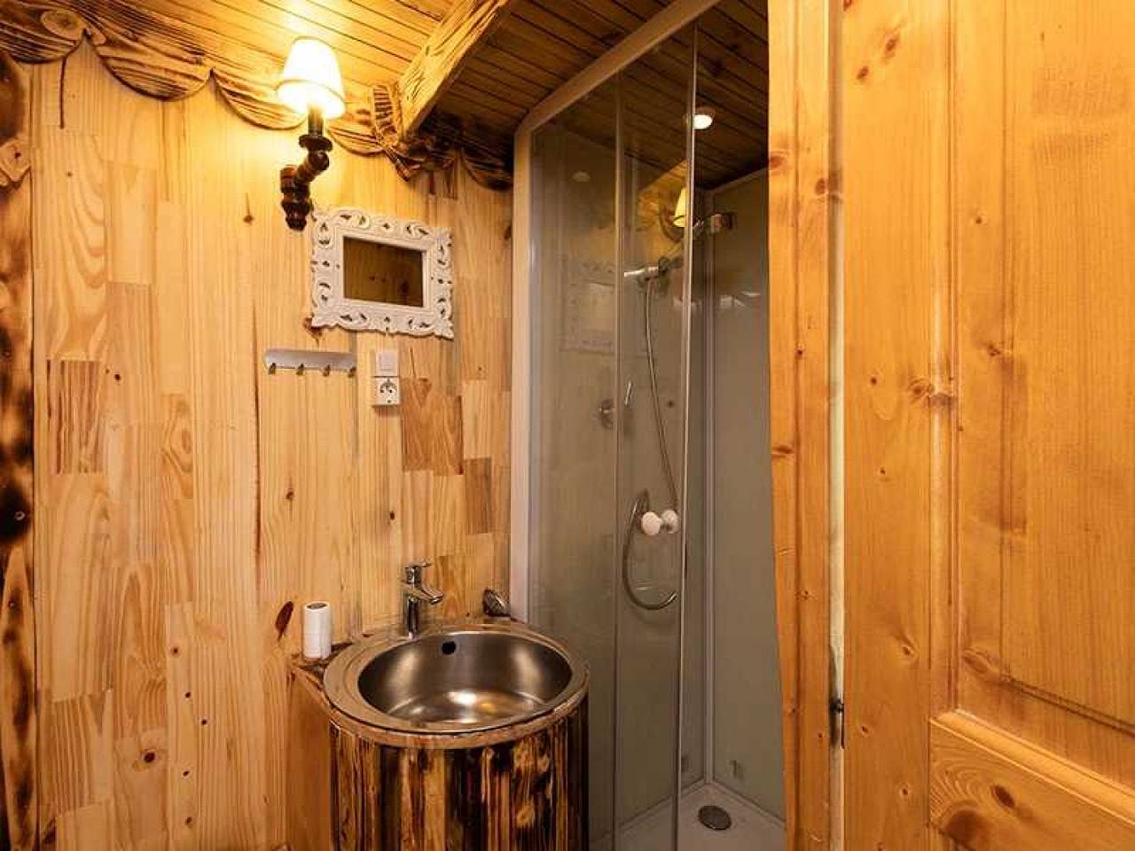 Camping 3 étoiles - eeeggh in Bagneaux-sur-Loing, Sena y Marne
