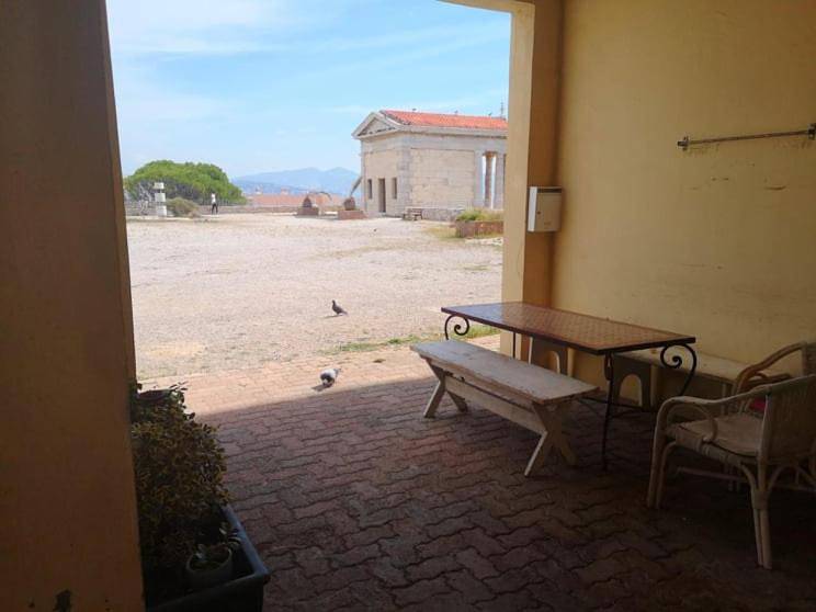 Appartement entier, Location studio mer, île du Frioul, Marseille in Frioul archipelago, Marseille