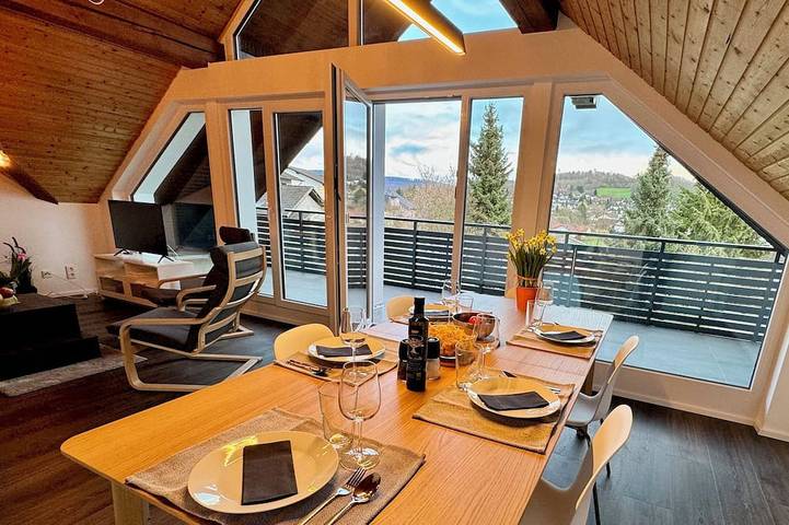 Ferienwohnung für 8 Personen, mit Balkon und Garten in Reichelsheim