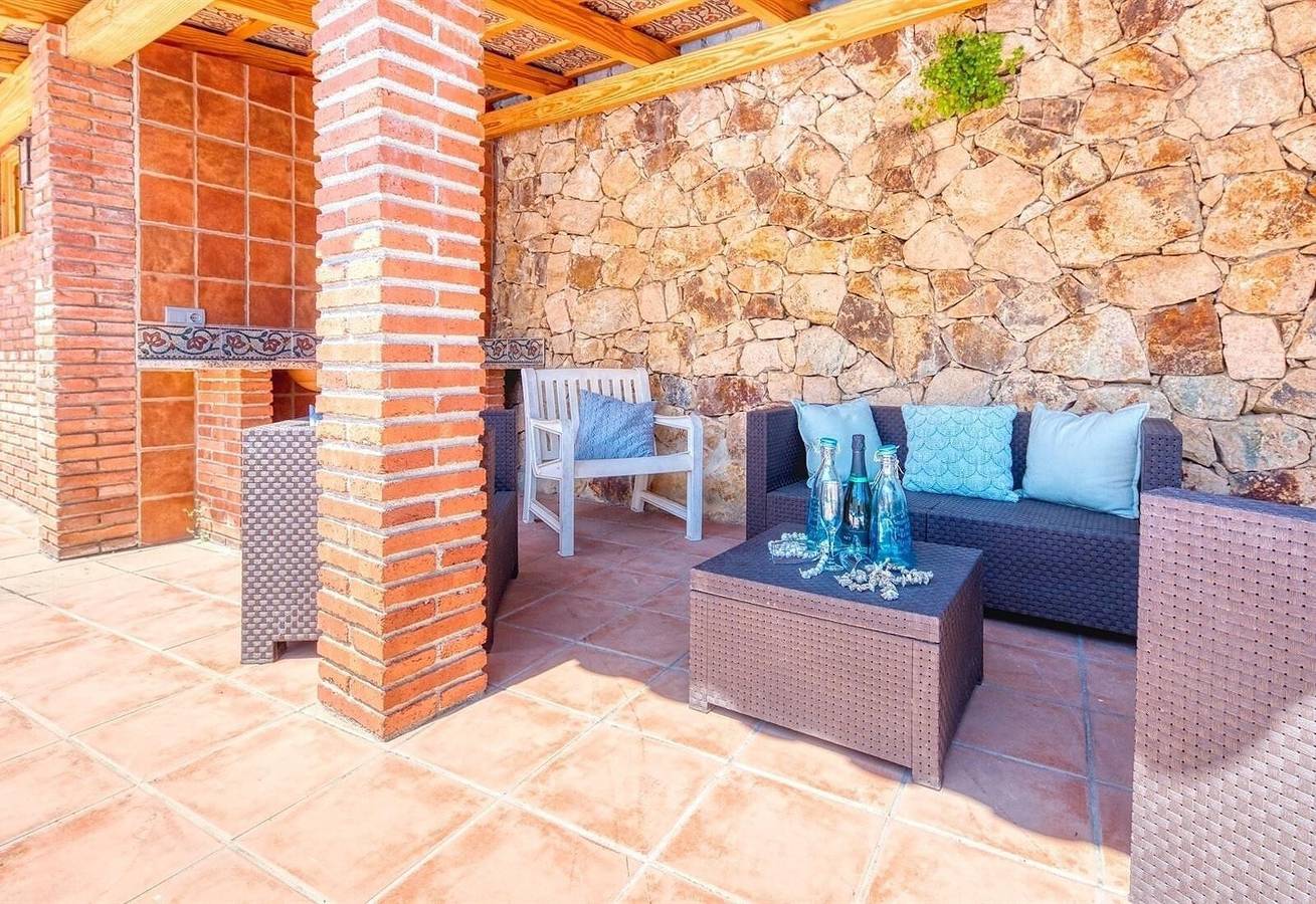 Villa "Costacabana - Dolce Vita" avec piscine privée, terrasses privées & Wi-Fi in Central Lloret de Mar, Lloret de Mar