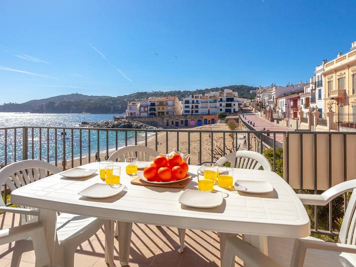 Holiday rental for 5 people, with terrace in Palafrugell
