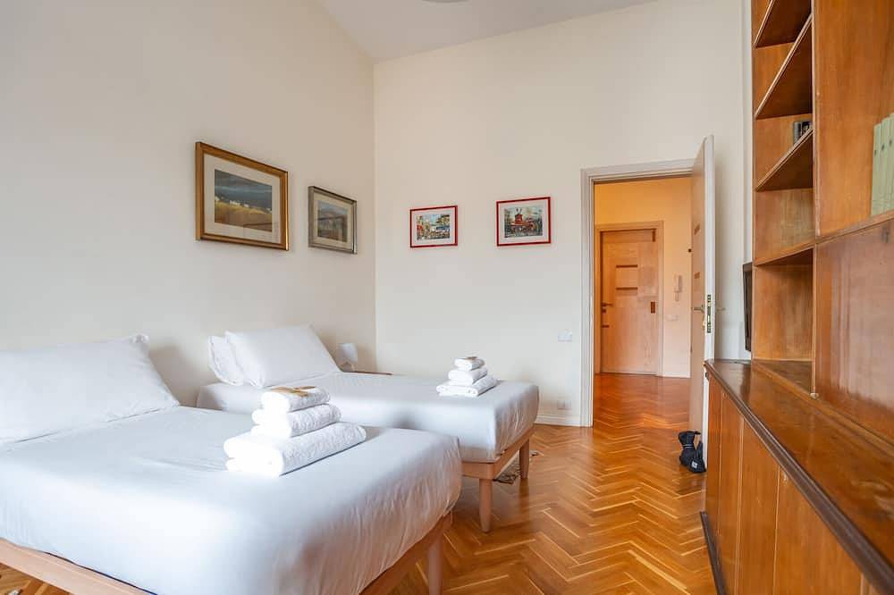 Apartamento entero, Skyline Penthouse with Private Rooftop in Roma, Provincia de Roma