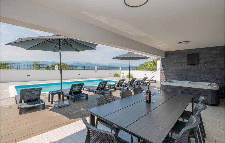 Ferienhaus für 8 Personen, mit Terrasse und Pool in Split-Dalmatien - 3