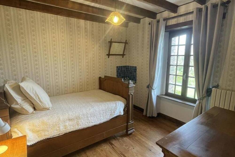 Maison champêtre, animaux admis - 6 pers. in Cerisy-la-Salle, Région de Coutances