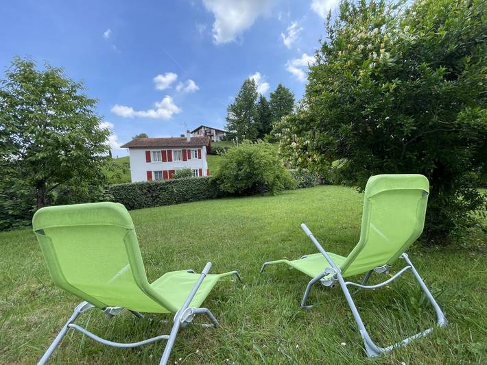 Gîte pour 6 personnes, avec jardin