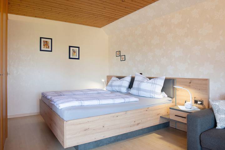 Appartement entier, Appartement 'Enderle' avec balcon et Wi-Fi in Uhldingen-Mühlhofen, Region Bodensee-Oberschwaben
