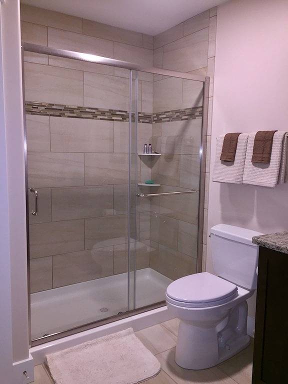 Vacation rental for 8 people, with yard and balcony in Traverse City