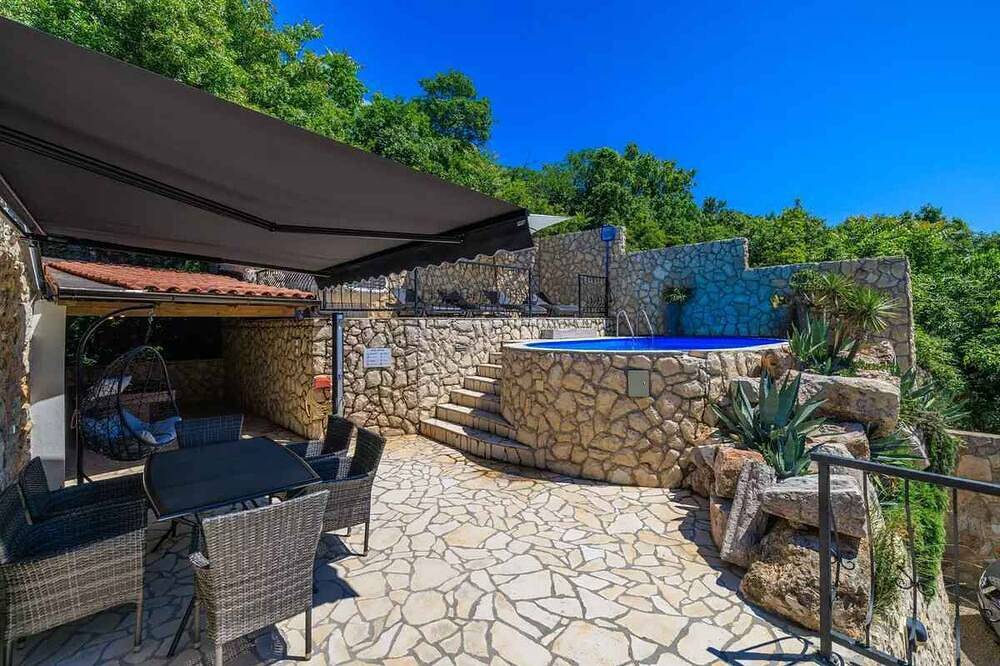 Casa vacanza a Kvarn a partire da 260€ a notte