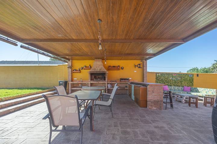 Ferienhaus 'Villa Los Mangaros' mit privatem Pool, WLAN und Klimaanlage in Chiclana de la Frontera, Costa de la Luz