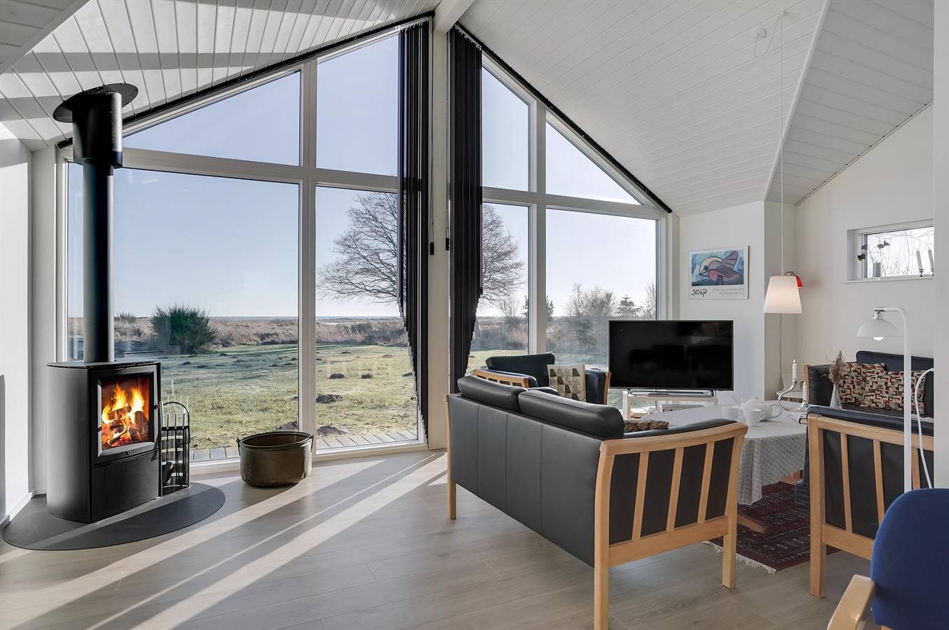 Stunning home in Hals w/ Wifi and 4 Bedrooms in Hou, Aalborg Kommune