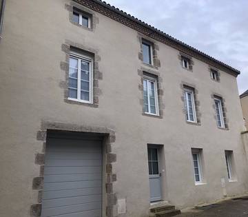 Gîte pour 6 personnes, avec terrasse et jardin à Saint-Laurent-sur-Sèvre