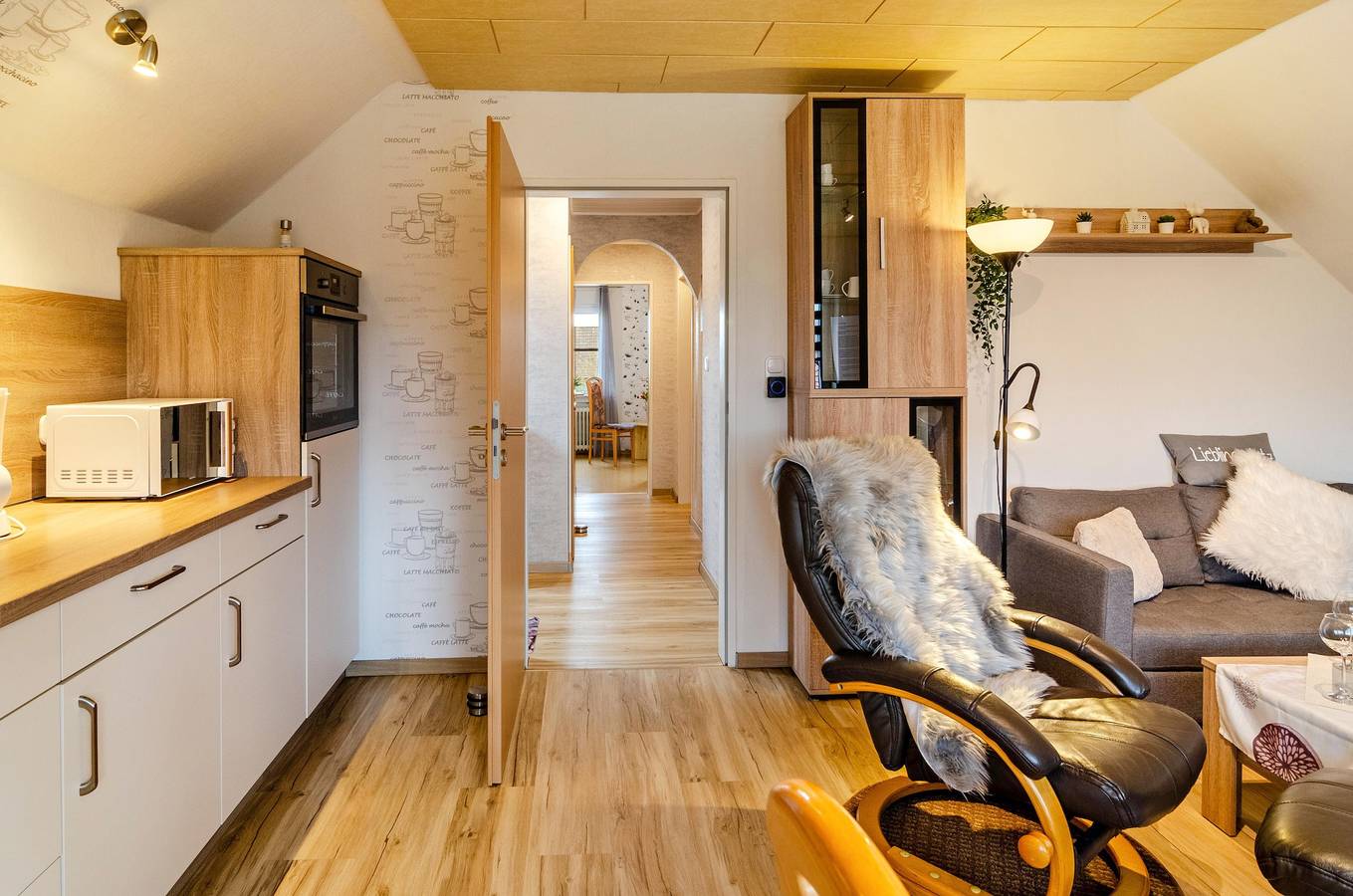 Ganze Wohnung, Ferienwohnung Utkiek" mit privater Terrasse, privatem Garten und Wlan in Ihlow, Nordseeküste