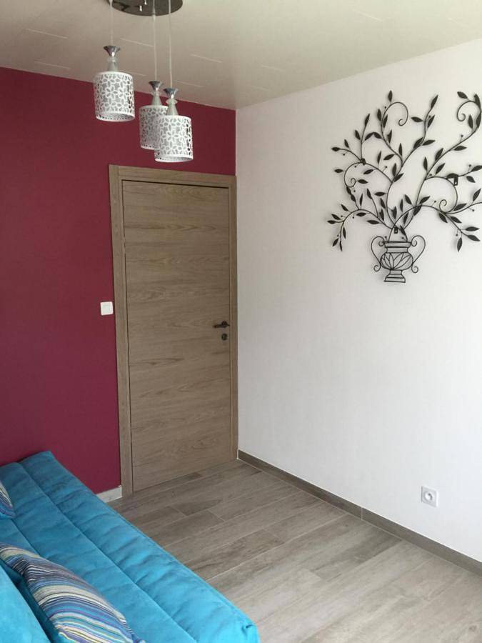 Appartement de vacances entier, Double Room in Le Crestet, Région de Tournon-sur-Rhône