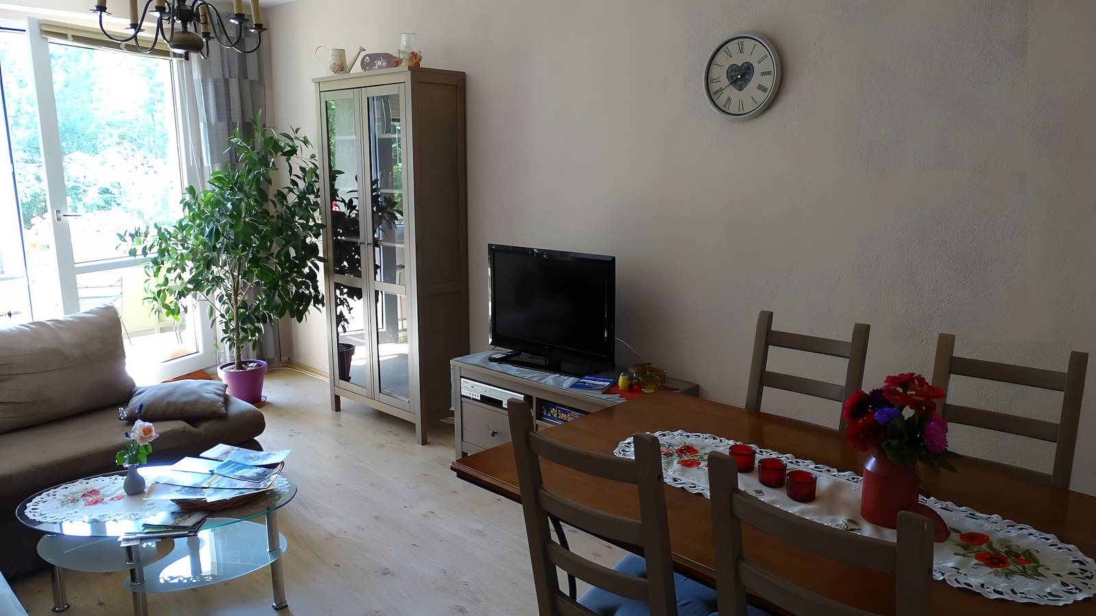 Ganze Wohnung, Apartment „Ferienwohnung für 3 Personen, 60 m²“ mit Balkon und Wlan in Wienrode, Blankenburg
