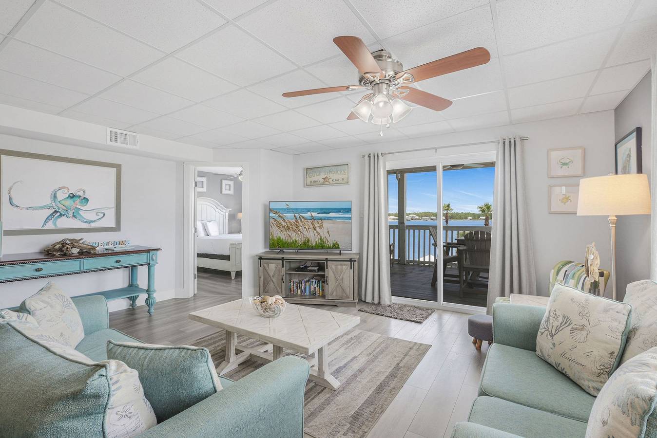 Entire apartment, Lagoon Landing 207- Best of beach lagoon in Gulf Shores, Mobile Bay