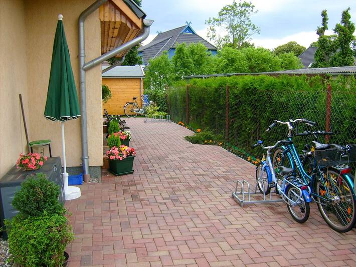 Ferienwohnung für 3 Personen, mit Garten in Zingst - 2