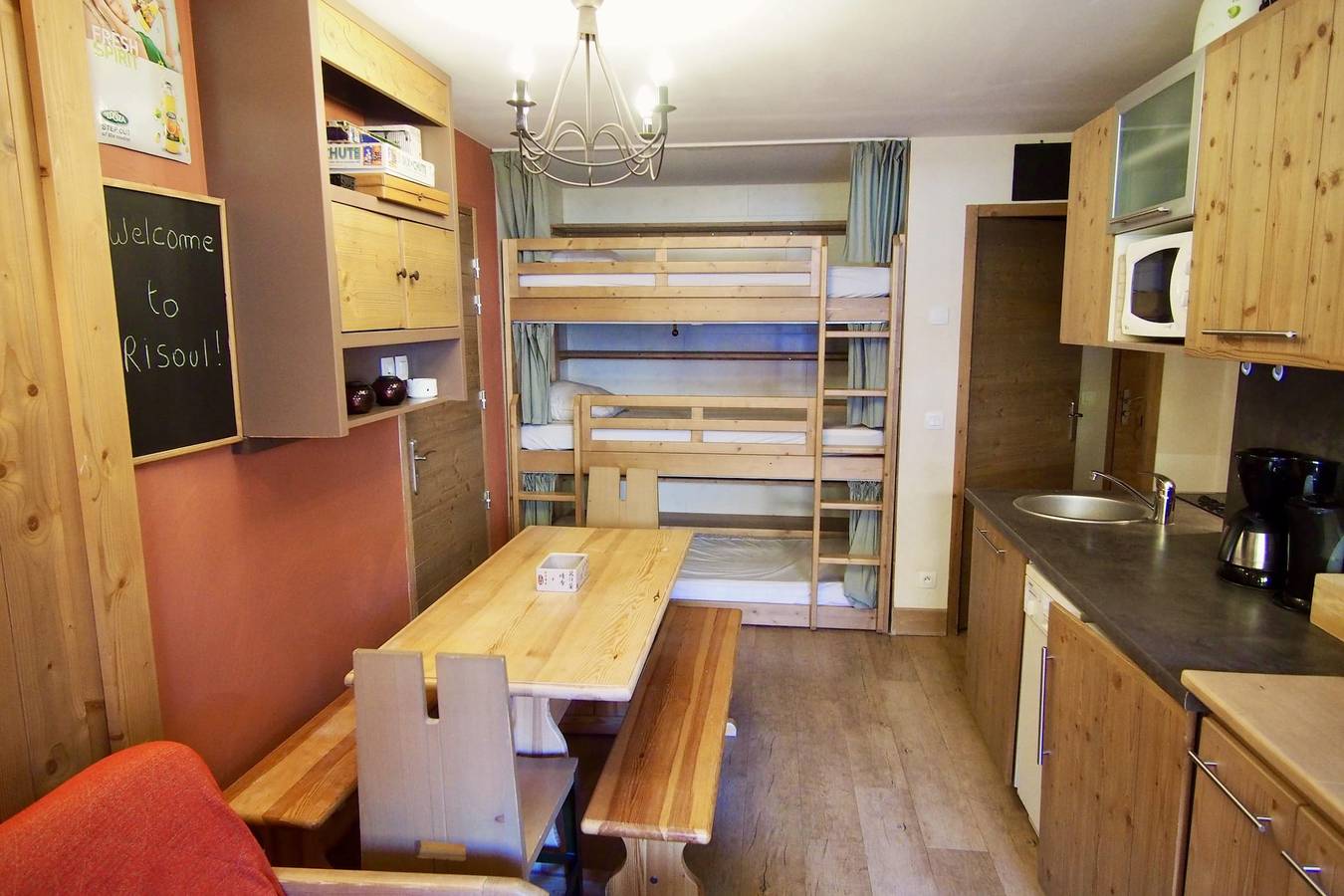 Entire apartment, Risoul - Apart 410 - Pool/Sauna - Wifi - Fully equipped - Foot of slopes in Station de Risoul, Risoul