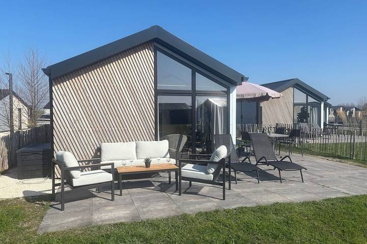 Ferienhaus für 4 Personen, mit Terrasse und Garten in Kampen